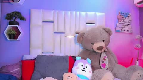 Steisee Reyes online show from 09.27.25