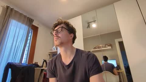 Snapshot of sti270452 chatting on 02.10.26 Jenk online show from 02.10.26