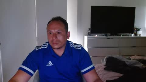 Axel online show from 05.31.26