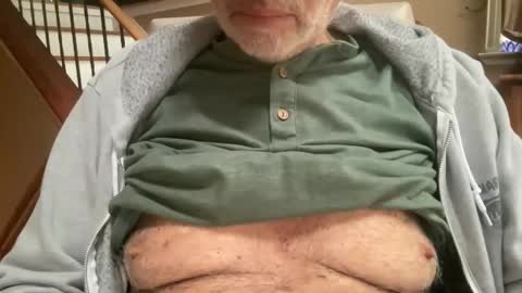 Snapshot of stillbad2 chatting on 01.06.25 Stillbad2 online show from 01.06.25