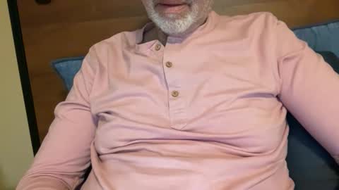 Snapshot of stillbad2 chatting on 12.13.25 Stillbad2 online show from 12.13.25