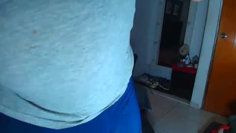 Snapshot of stily_santos_ chatting on 09.25.25 stily online show from 09.25.25