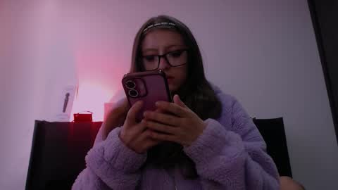 Snapshot of stiven_1_ chatting on 11.10.25 stiven online show from 11.10.25