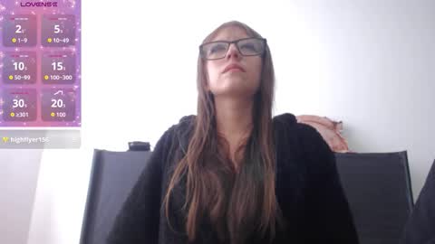 Snapshot of stiven_1_ chatting on 12.01.25 stiven online show from 12.01.25