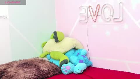 Snapshot of stiven_twinkboy chatting on 01.10.25 Bryan Stiven online show from 01.10.25