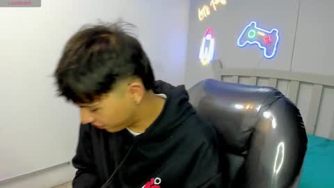 Stiwen online show from 11.07.25