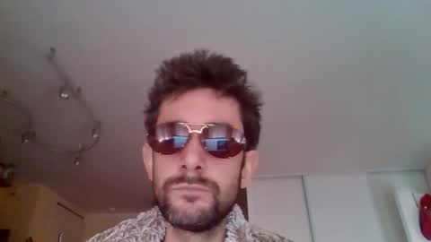 Julien9477 online show from 11.12.25