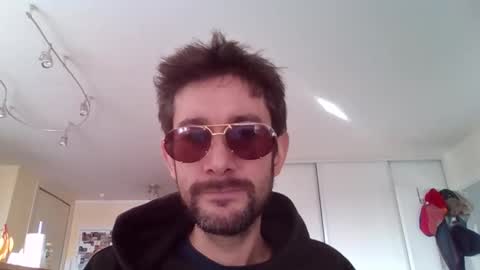 Julien9477 online show from 11.13.25