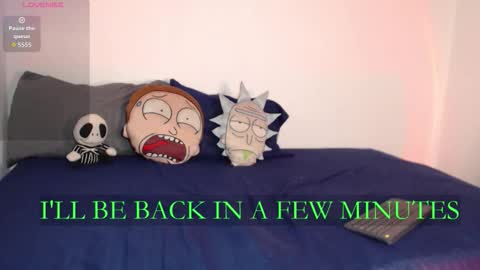 Snapshot of stone_lee_ chatting on 11.12.25 Stone Lee online show from 11.12.25