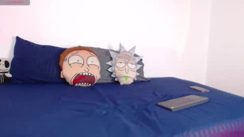 Snapshot of stone_lee_ chatting on 11.16.25 Stone Lee online show from 11.16.25