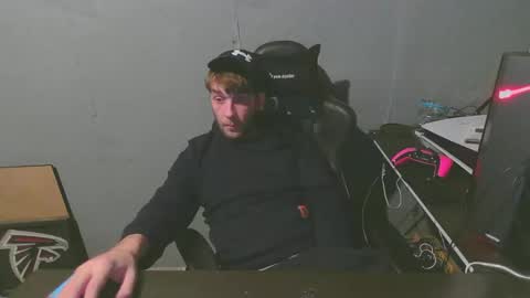 Snapshot of stonedpanda77 chatting on 12.30.24 stonedpanda77 online show from 12.30.24