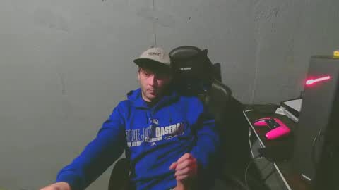 Snapshot of stonedpanda77 chatting on 01.28.25 stonedpanda77 online show from 01.28.25