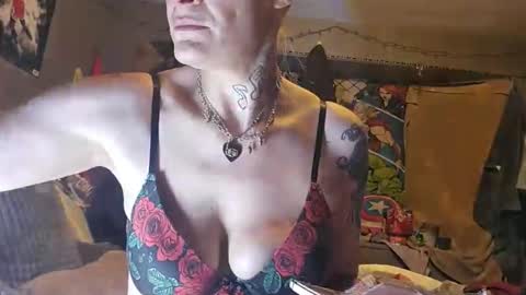 stonehuedown online show from 12.21.25