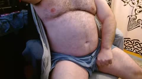 Snapshot of stonerbear42 chatting on 10.27.25 Stonerbear42 online show from 10.27.25