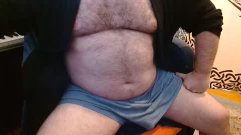 Snapshot of stonerbear42 chatting on 10.28.25 Stonerbear42 online show from 10.28.25