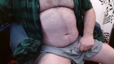 Snapshot of stonerbear42 chatting on 12.16.25 Stonerbear42 online show from 12.16.25