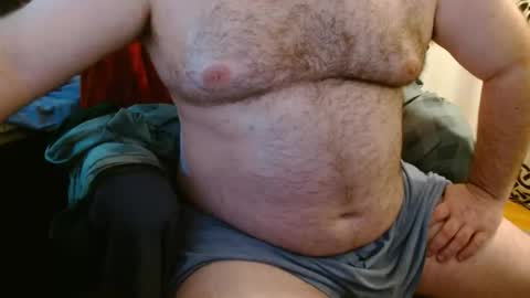 Snapshot of stonerbear42 chatting on 12.18.25 Stonerbear42 online show from 12.18.25