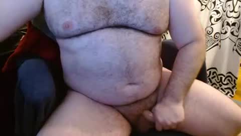 Snapshot of stonerbear42 chatting on 12.19.25 Stonerbear42 online show from 12.19.25
