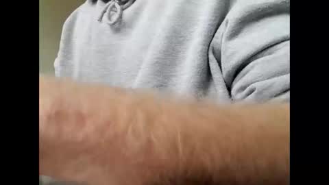 Snapshot of stormstudios chatting on 02.12.25 Danny V online show from 02.12.25