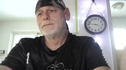 Snapshot of stormynorm14 chatting on 12.21.24 stormynorm14 online show from 12.21.24