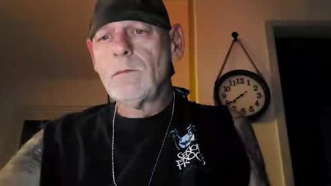 Snapshot of stormynorm14 chatting on 10.12.25 stormynorm14 online show from 10.12.25