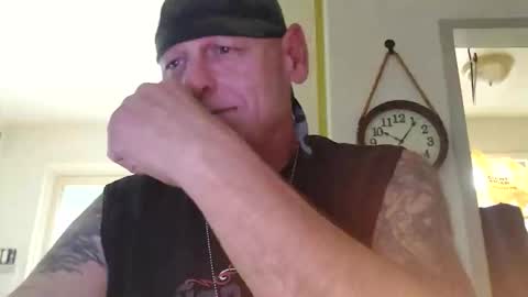 stormynorm14 online show from 10.25.25