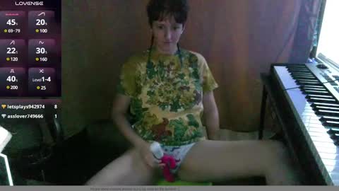 Snapshot of stormythunder chatting on 12.29.24 Stormythunder online show from 12.29.24