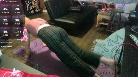 Snapshot of stormythunder chatting on 02.11.25 Stormythunder online show from 02.11.25