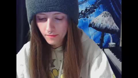 Snapshot of stormythunder chatting on 12.19.25 Stormythunder online show from 12.19.25