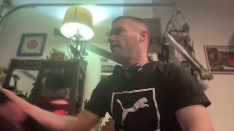 Str8 online show from 02.13.25