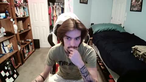 Snapshot of str8whiteboy21 chatting on 12.19.24 str8whiteboy21 online show from 12.19.24