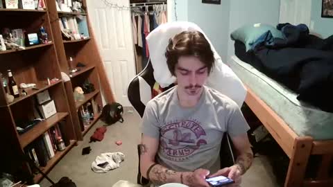 Snapshot of str8whiteboy21 chatting on 02.14.25 str8whiteboy21 online show from 02.14.25