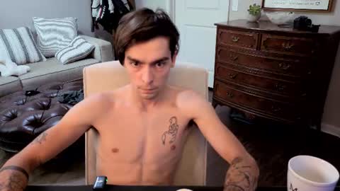 Snapshot of str8whiteboy21 chatting on 06.24.26 str8whiteboy21 online show from 06.24.26