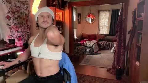 Snapshot of straightishd chatting on 02.02.26 Cowboy Zuhly online show from 02.02.26