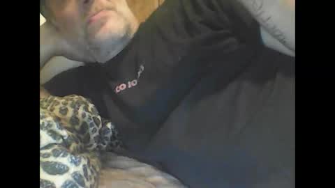 straightmaletouse online show from 04.10.26