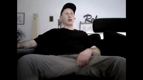 Snapshot of strammer_willi chatting on 02.22.26 strammer_willi online show from 02.22.26