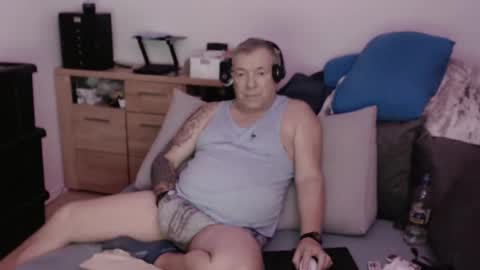 Stranger online show from 11.01.25