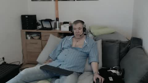 Stranger online show from 03.09.26