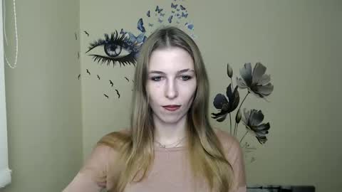 Snapshot of stranger_giirl chatting on 12.11.24 Amalia online show from 12.11.24