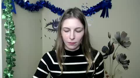 Snapshot of stranger_giirl chatting on 02.13.25 Amalia online show from 02.13.25