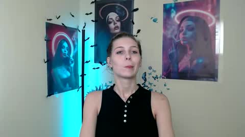 Snapshot of stranger_giirl chatting on 09.20.25 Amalia online show from 09.20.25