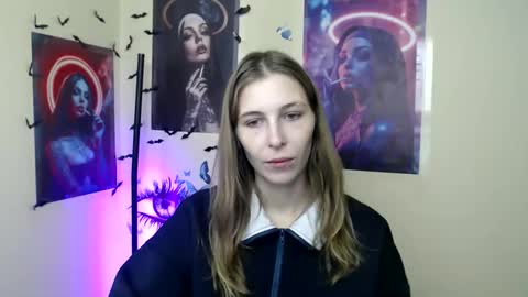 Snapshot of stranger_giirl chatting on 10.15.25 Amalia online show from 10.15.25