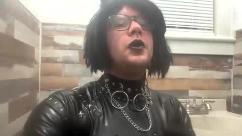 Mistress kinki online show from 11.09.25