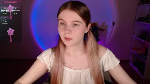 Juli online show from 04.15.26