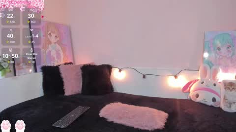 strawberry_kitty_ online show from 01.11.26