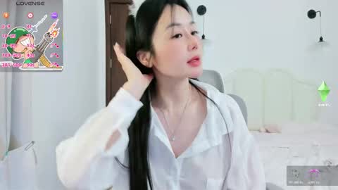 Snapshot of strawberry_loveee chatting on 02.08.26 strawberry_loveee online show from 02.08.26