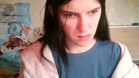 Strawberry Storm online show from 04.23.26
