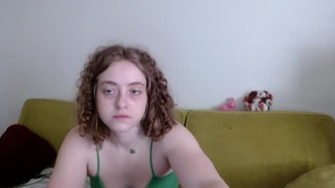 Strawberrylotsacake online show from 04.29.26