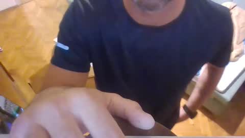 streaml1n3d online show from 04.13.26