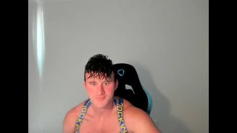 Snapshot of streatmeat chatting on 10.28.25 streatmeat online show from 10.28.25